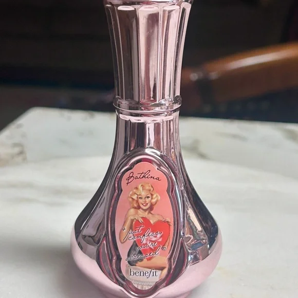 Benefit Bathina “Just Confess You’re Obsessed”Body Misty Spray 1.7 Oz. (90%)